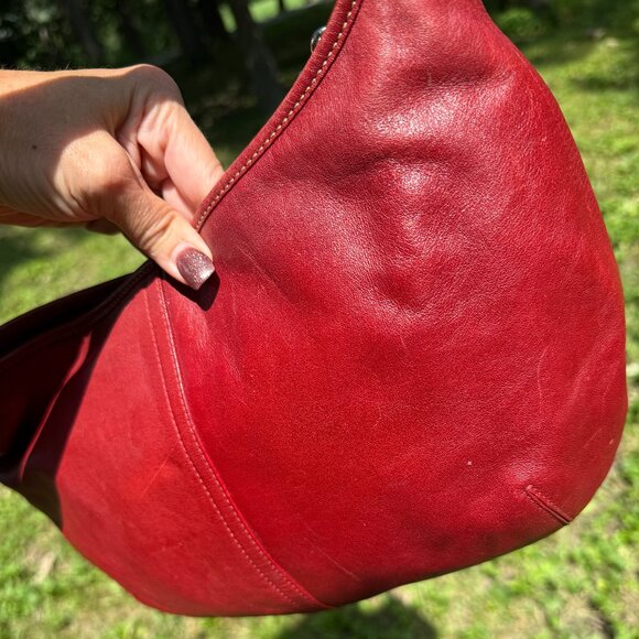 Vintage Coach Red Ergo Hobo 9219 - Picture 8 of 14